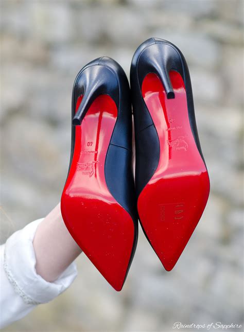 womens shoes with red soles